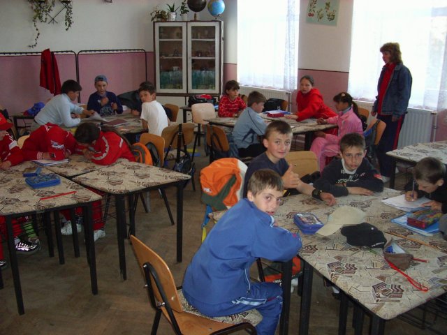 scoala_magazia.jpg
